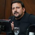 Avanza el proyecto de Santalla para prohibir los celulares en escuelas primarias de PBA