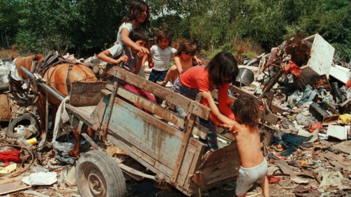 Una familia necesitó más de $1.100.000 en Abril para no ser pobre, según el Indec