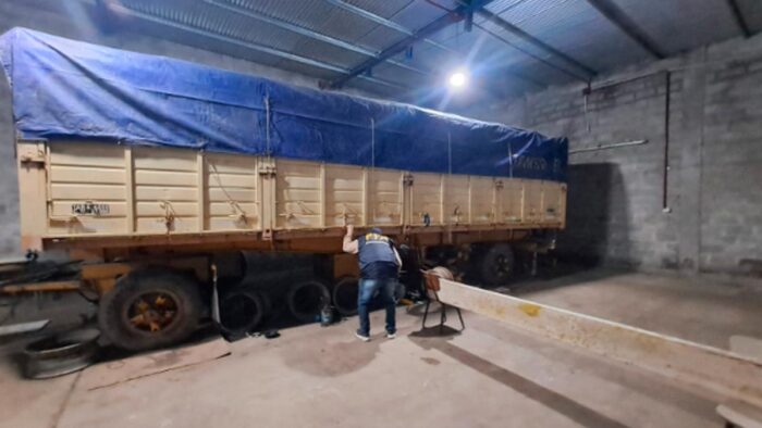 Cayó una organización que ingresaba neumáticos de forma ilegal: allanamientos en la zona sur