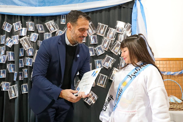 Promesa de lealtad a la bandera 2