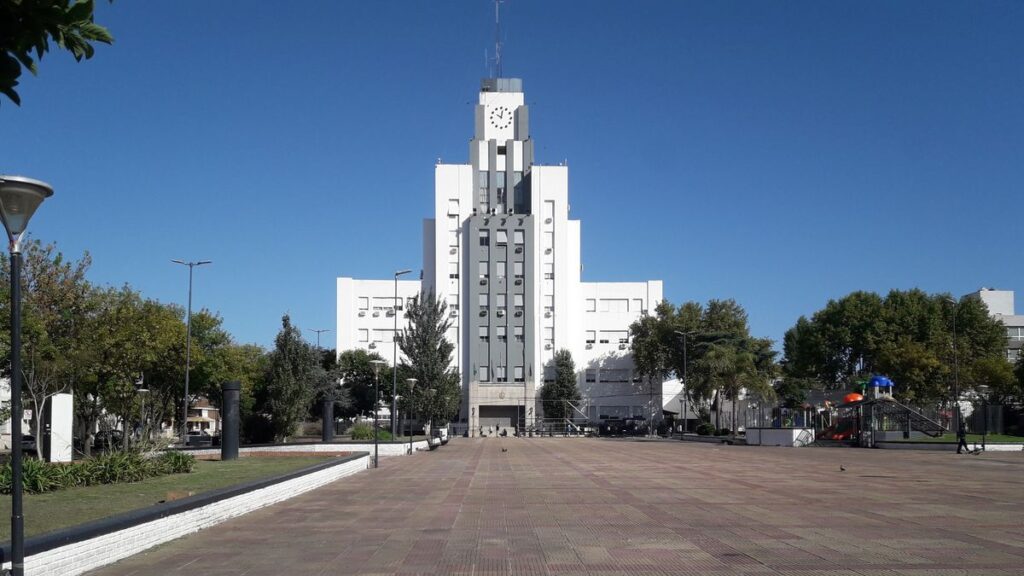 municipalidad-lomas-plazajpg