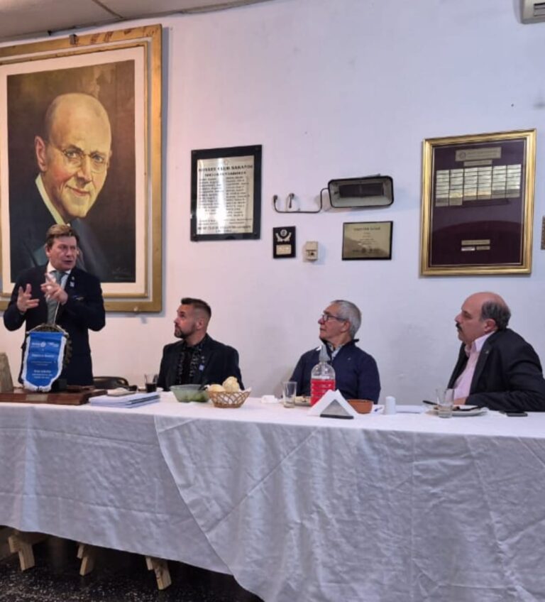 8a6c1508-8faa-4b2a-b227-df503cf5c373