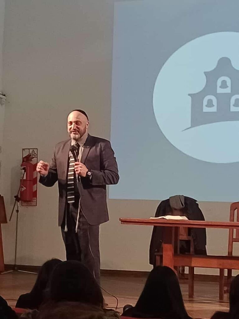 8bbc22da-b2c6-4173-95e3-bcd42d8e4b2b